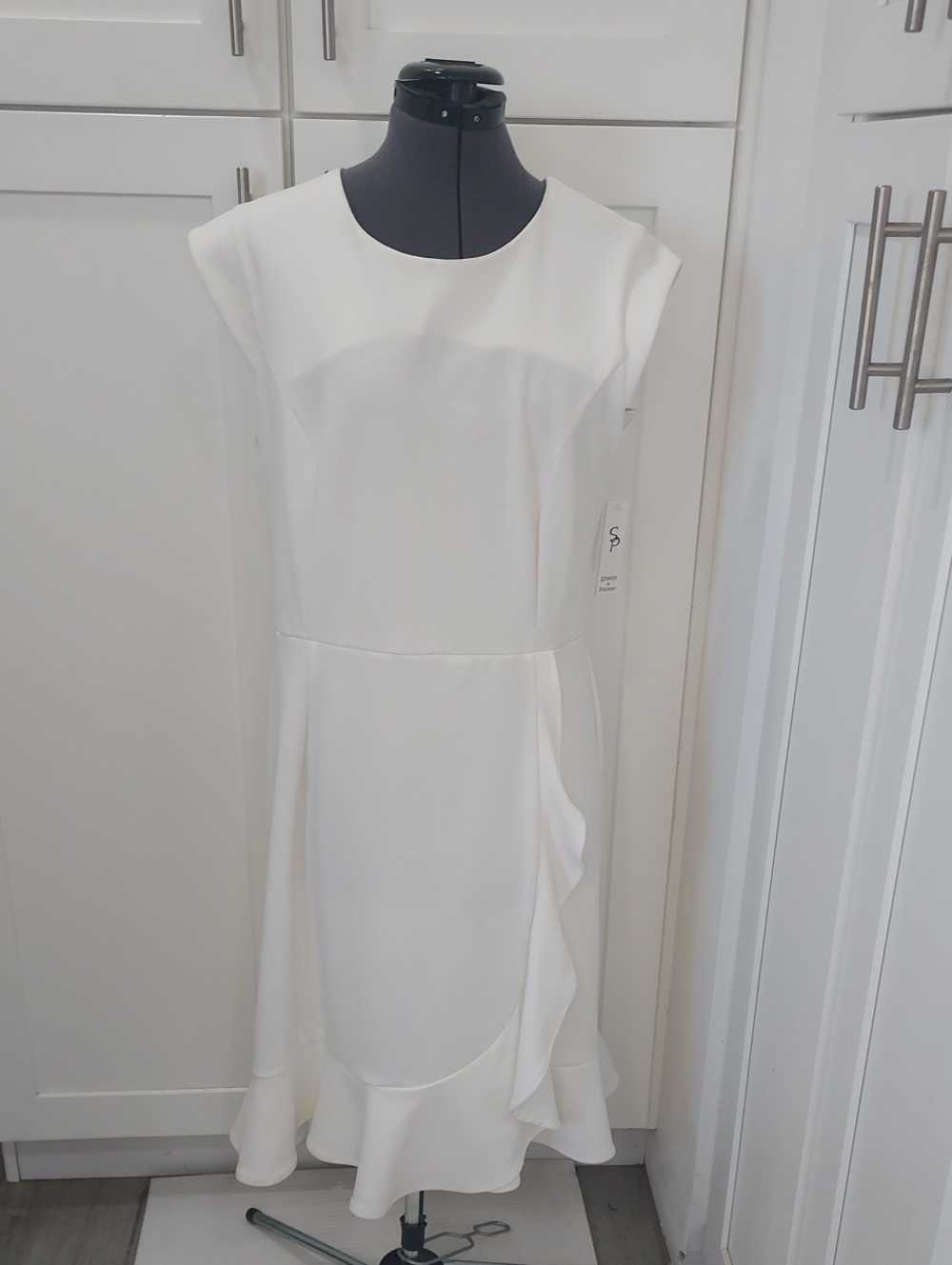 Shelby & Palmer Ivory Ruffle-Hem Dress
